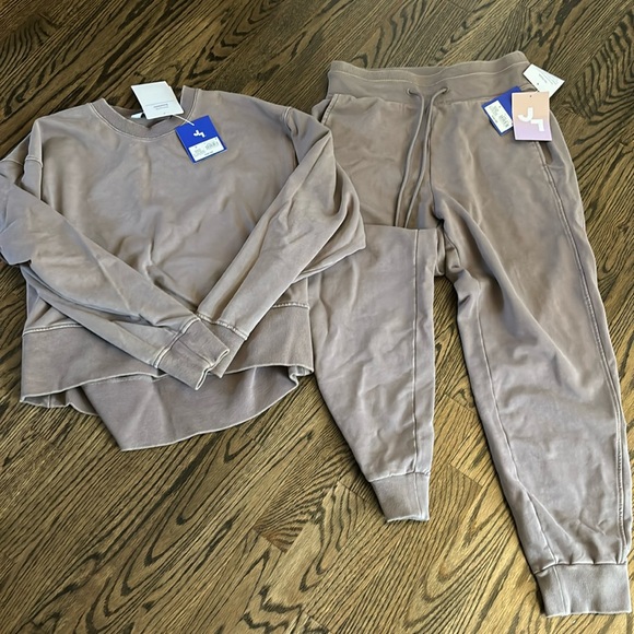 Joy lab sweatsuit - Picture 1 of 3
